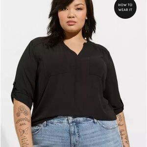 Women's Black V-Neck Top